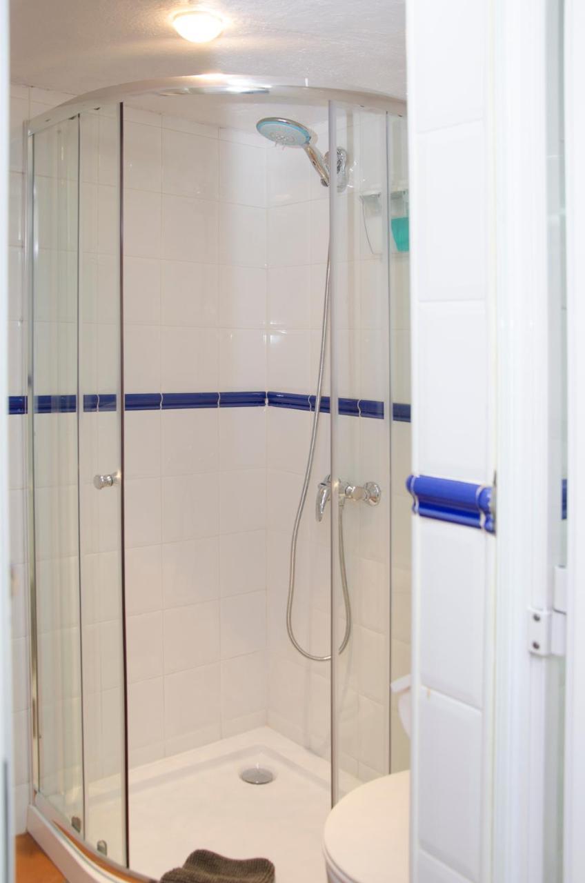 Apartment Vacarisses Torreblanca Estacion, Piscina Privada Екстериор снимка